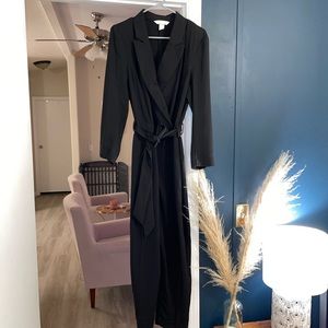 Plus Size Women’s Tuxedo Jumpsuit